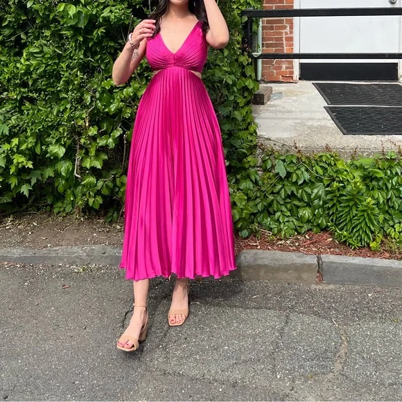 Pleated cutout Abercrombie wedding guest dress - Picture 1 of 6